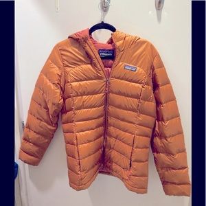 NWOT Patagonia women’s Down Sweater size S